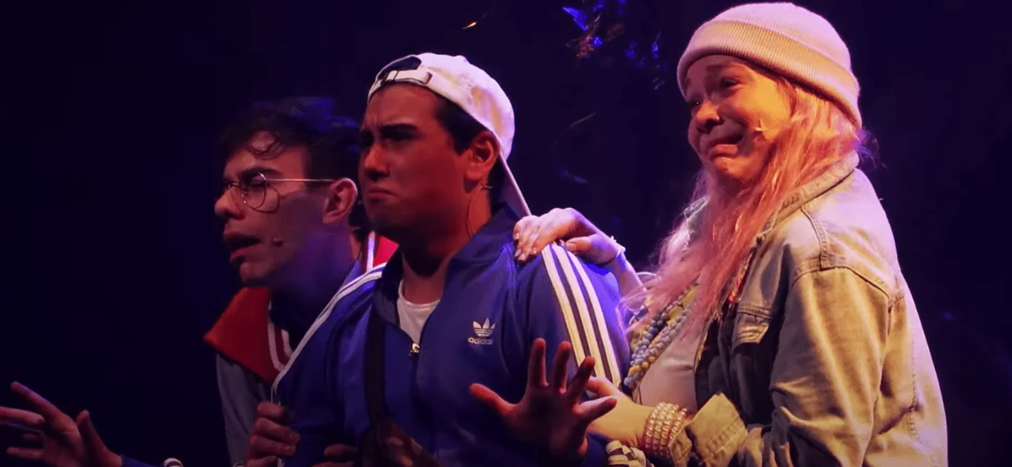 Ado : une pièce de théâtre captivante sur les défis de l'adolescence