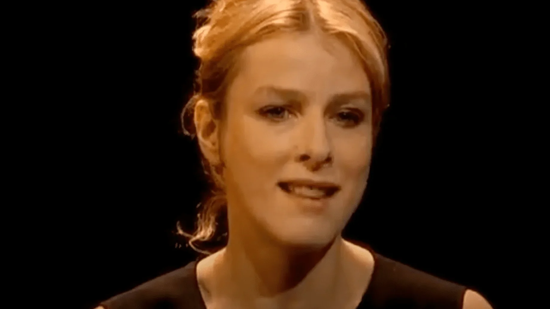 L'une des cinq actrices du spectacle : Une performance époustouflante