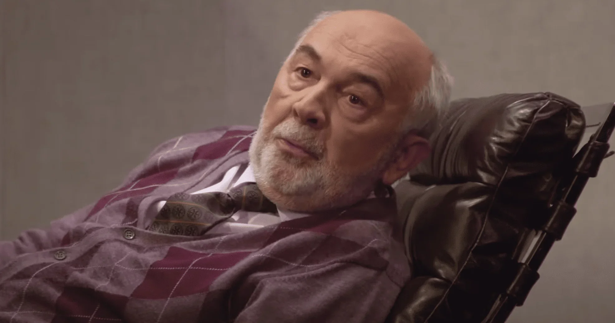 L'image met en avant le personnage principal de la pièce de théâtre.