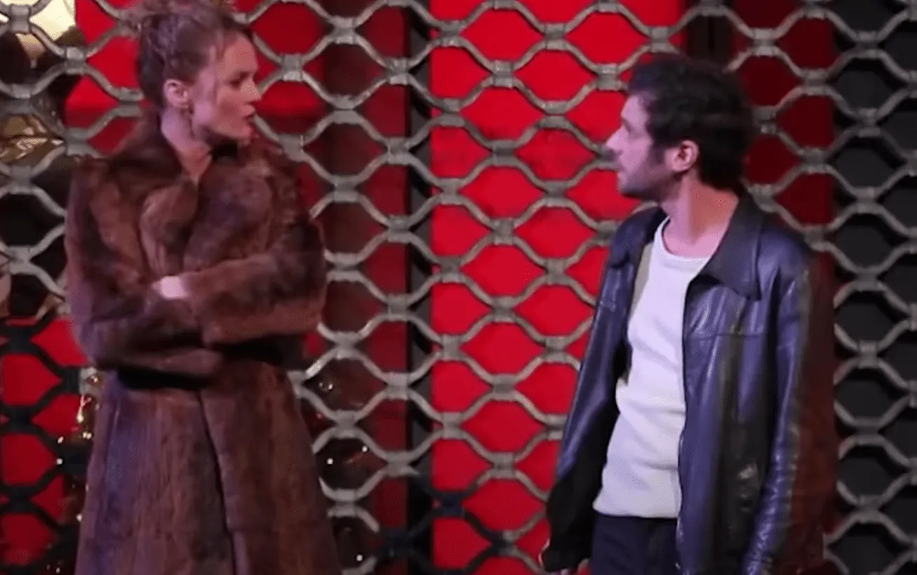 " Maman " : Une pièce de théâtre poignante portée par un casting talentueux