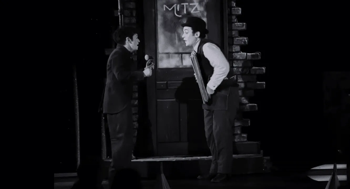 " Smile ", pièce de théâtre inspirée de Charlie Chaplin